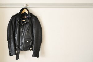 革ジャンをクリーニングに出す時の15のチェックポイント